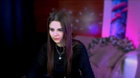 Snapshot of berry_alma chatting on December 18, 2:17 pm Alma online show from December 18, 2:17 pm