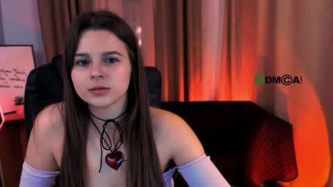 Snapshot of berry_alma chatting on January 31, 2:37 am Alma online show from January 31, 2:37 am