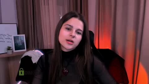 Snapshot of berry_alma chatting on February 9, 11:36 pm Alma online show from February 9, 11:36 pm