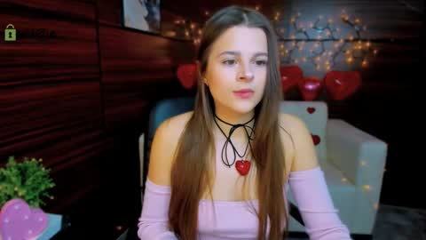 Snapshot of berry_alma chatting on February 17, 8:15 pm Alma online show from February 17, 8:15 pm