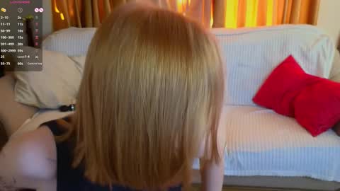 Snapshot of berry_assortment chatting on October 2, 11:06 am Your sweet Tara and Eva online show from October 2, 11:06 am