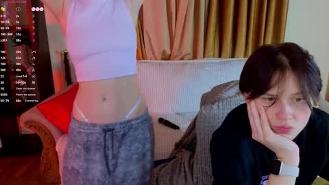 Snapshot of berry_assortment chatting on October 10, 7:13 pm Your sweet Tara and Eva online show from October 10, 7:13 pm