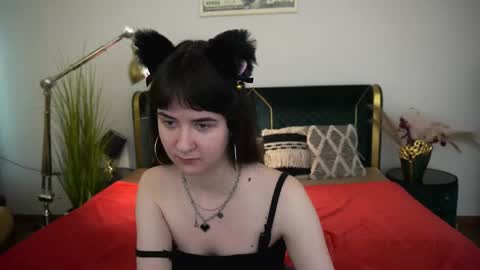 Violette online show from May 16, 6:32 am