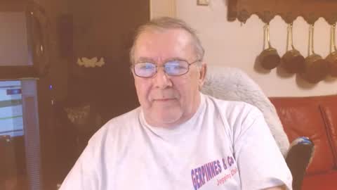 Snapshot of best127 chatting on February 25, 12:03 am jean online show from February 25, 12:03 am