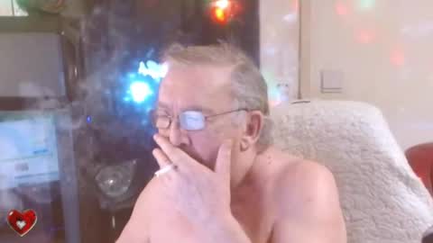 Snapshot of best127 chatting on March 1, 12:39 am jean online show from March 1, 12:39 am