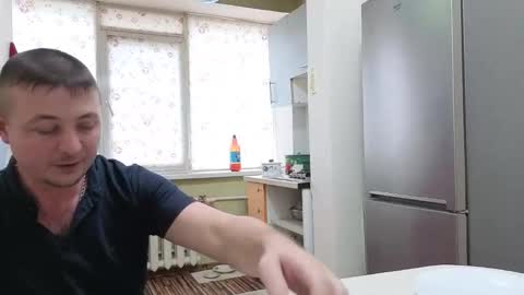 Snapshot of best_ass2000 chatting on December 23, 10:02 am best_ass2000 online show from December 23, 10:02 am