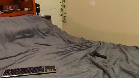 twitter zack1fisher online show from December 17, 1:33 am