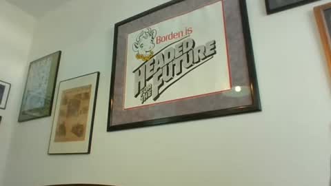 Snapshot of bestshot1951 chatting on December 3, 6:17 pm bestshot1951 online show from December 3, 6:17 pm