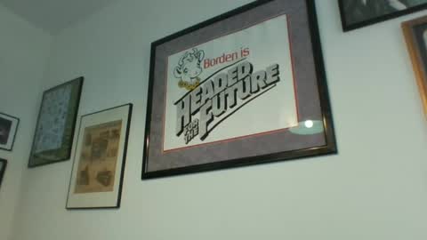 Snapshot of bestshot1951 chatting on December 16, 2:05 pm bestshot1951 online show from December 16, 2:05 pm