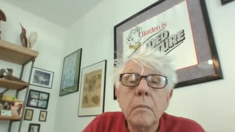 Snapshot of bestshot1951 chatting on January 2, 5:07 pm bestshot1951 online show from January 2, 5:07 pm