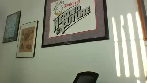 Snapshot of bestshot1951 chatting on January 17, 1:24 pm bestshot1951 online show from January 17, 1:24 pm