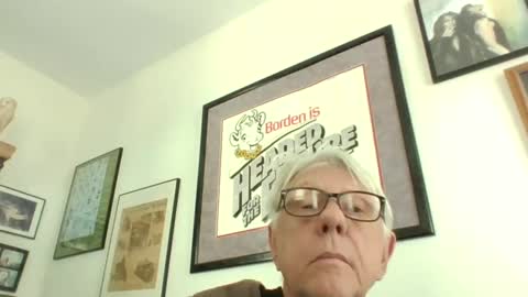 Snapshot of bestshot1951 chatting on February 18, 3:43 pm bestshot1951 online show from February 18, 3:43 pm