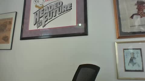 Snapshot of bestshot1951 chatting on October 2, 3:19 pm bestshot1951 online show from October 2, 3:19 pm