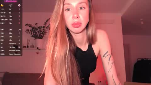 Zo online show from March 3, 8:15 pm