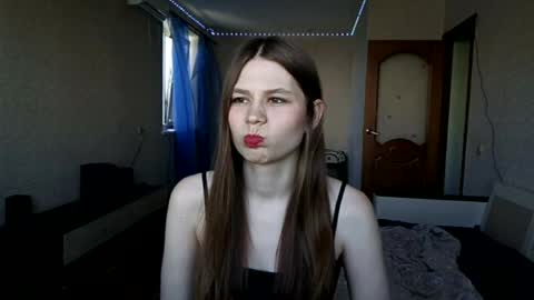 Leila online show from June 7, 11:14 am