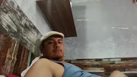 beto471292 online show from July 4, 9:32 pm