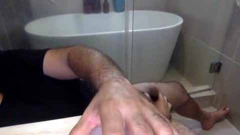 Virtual Gentleman online show from February 15, 1:05 pm