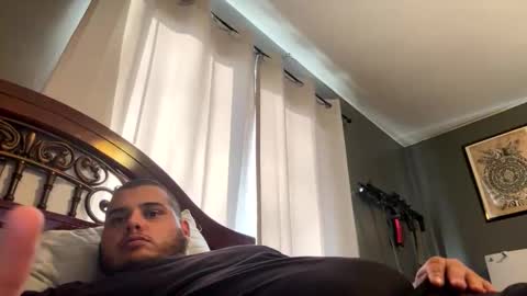 Snapshot of betorsido2 chatting on November 17, 10:04 pm betorsido2 online show from November 17, 10:04 pm