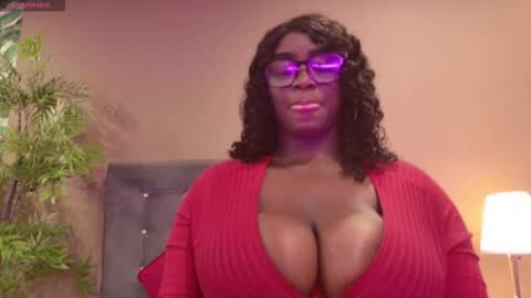 Snapshot of betsybennet chatting on November 2, 12:51 pm BETSY online show from November 2, 12:51 pm