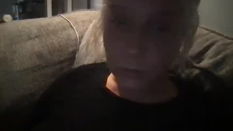 that one bitch3 online show from September 18, 1:40 am