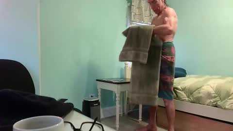 Snapshot of betterwithu2 chatting on January 18, 9:29 pm betterwithu2 online show from January 18, 9:29 pm