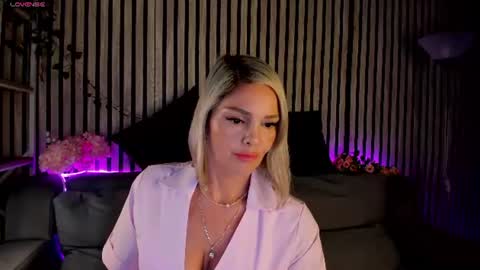 Betty online show from June 16, 1:19 am