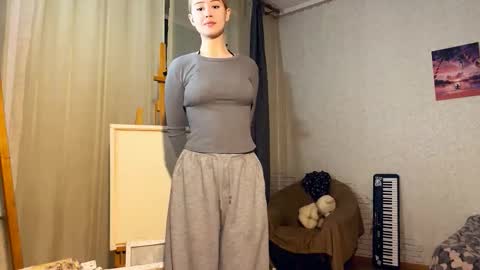 Snapshot of bettymorante chatting on February 17, 12:01 pm Hinata online show from February 17, 12:01 pm