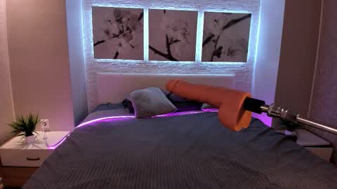 Betty online show from October 11, 8:40 pm