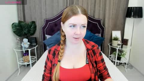 Mila Sweet online show from December 6, 4:25 am