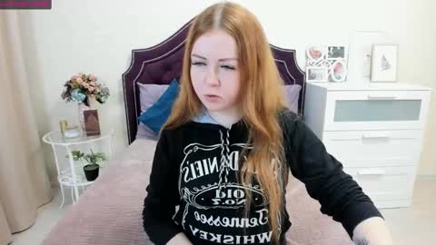 Mila Sweet online show from February 21, 4:29 am