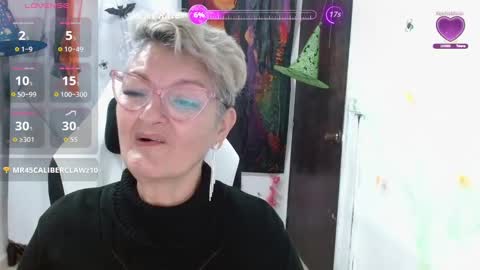 Snapshot of bety_cum3 chatting on October 10, 9:30 am bibiana online show from October 10, 9:30 am