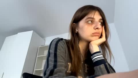 Lina online show from May 3, 4:46 pm