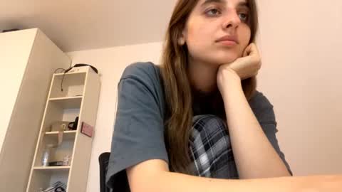Lina online show from June 15, 5:15 pm