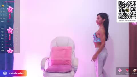 Snapshot of beuty_goddes777 chatting on February 14, 6:12 am Nicolle Aviles online show from February 14, 6:12 am