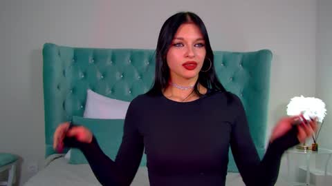 Beverly online show from February 2, 10:39 pm