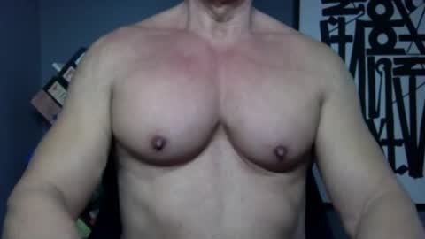 BGDKMUSCLEGUY - SELECTED BY CHATURBATE AS A TOP BROADCASTER FOR 2023 online show from May 12, 5:10 pm
