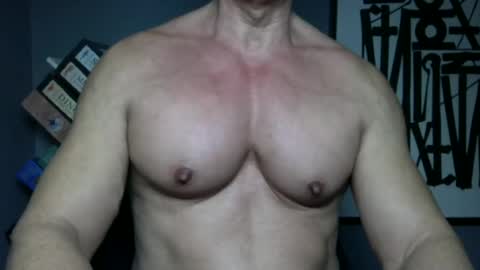 BGDKMUSCLEGUY - SELECTED BY CHATURBATE AS A TOP BROADCASTER FOR 2023 online show from June 3, 4:37 am