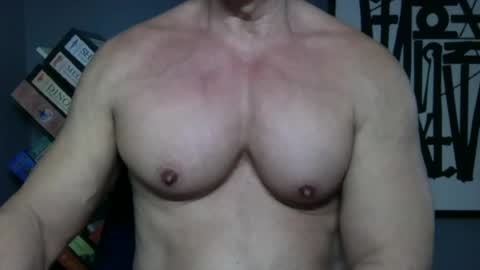 BGDKMUSCLEGUY - SELECTED BY CHATURBATE AS A TOP BROADCASTER FOR 2023 online show from July 29, 6:28 pm
