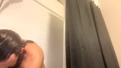 Snapshot of bgonzo_1118 chatting on November 12, 12:55 am bgonzo_1118 online show from November 12, 12:55 am