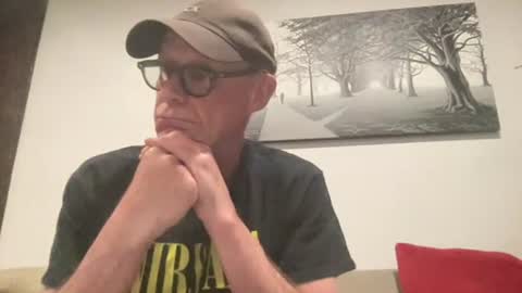 Snapshot of bgrade chatting on October 10, 10:36 am bgrade online show from October 10, 10:36 am