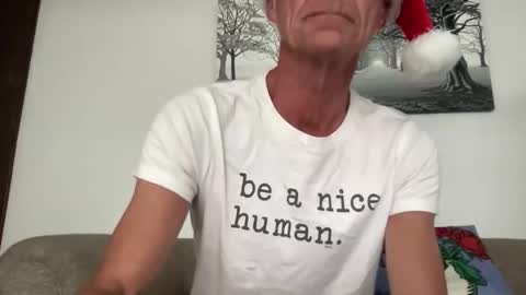 Snapshot of bgrade chatting on December 19, 8:16 pm bgrade online show from December 19, 8:16 pm