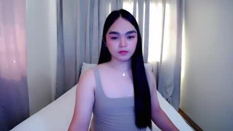 Snapshot of bhabytrans69 chatting on December 25, 2:03 am BHABY 3 online show from December 25, 2:03 am