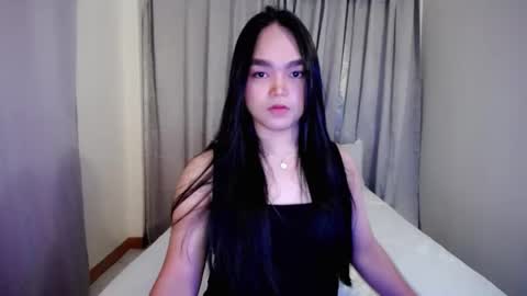 Snapshot of bhabytrans69 chatting on December 25, 9:22 pm BHABY 3 online show from December 25, 9:22 pm