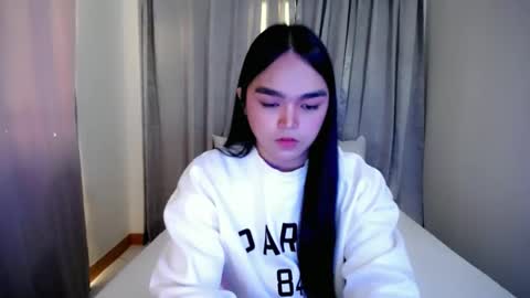 Snapshot of bhabytrans69 chatting on December 26, 12:25 am BHABY 3 online show from December 26, 12:25 am