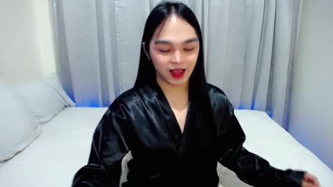 Snapshot of bhabytrans69 chatting on January 22, 9:43 pm BHABY 3 online show from January 22, 9:43 pm