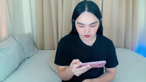 Snapshot of bhabytrans69 chatting on February 16, 11:56 pm BHABY 3 online show from February 16, 11:56 pm