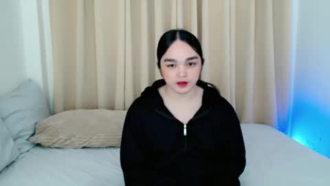 Snapshot of bhabytrans69 chatting on March 1, 8:22 pm BHABY 3 online show from March 1, 8:22 pm