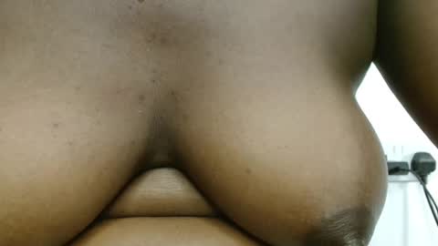 Snapshot of bhadgurl88 chatting on April 11, 7:24 am bhadgurl88 online show from April 11, 7:24 am