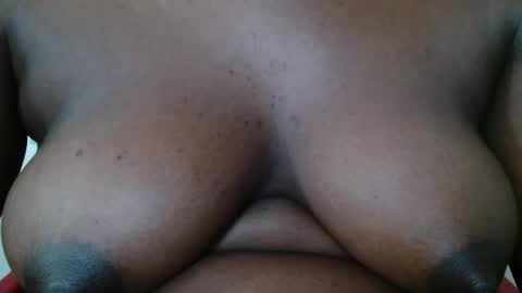 Snapshot of bhadgurl88 chatting on April 24, 6:05 am bhadgurl88 online show from April 24, 6:05 am