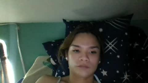 Snapshot of bheefuck52 chatting on June 15, 6:04 am bhee52 online show from June 15, 6:04 am